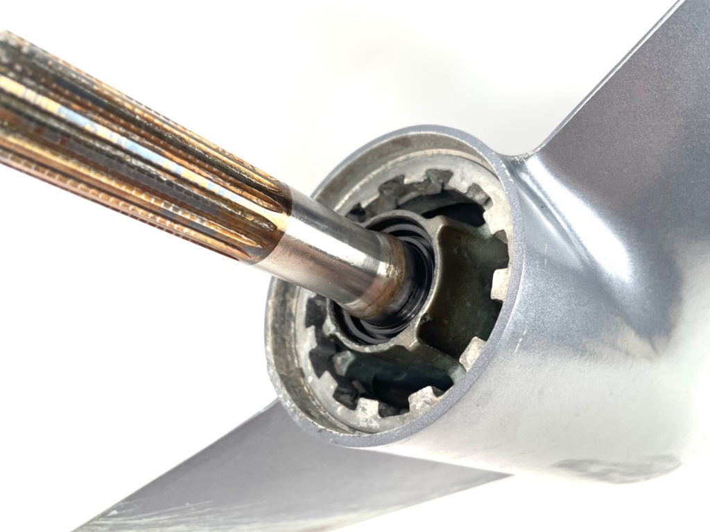 Yamaha 115HP 4 Stroke Outboard 25" Lower Unit Gear Case 68V-45300-32-8D 2000-14