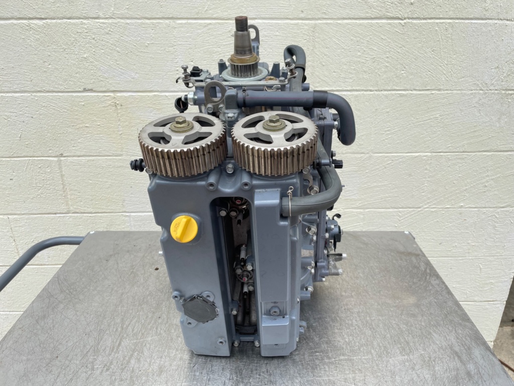 2006 Yamaha 115 HP 4 Stroke Outboard Powerhead 68V-W009B-07-1S OEM