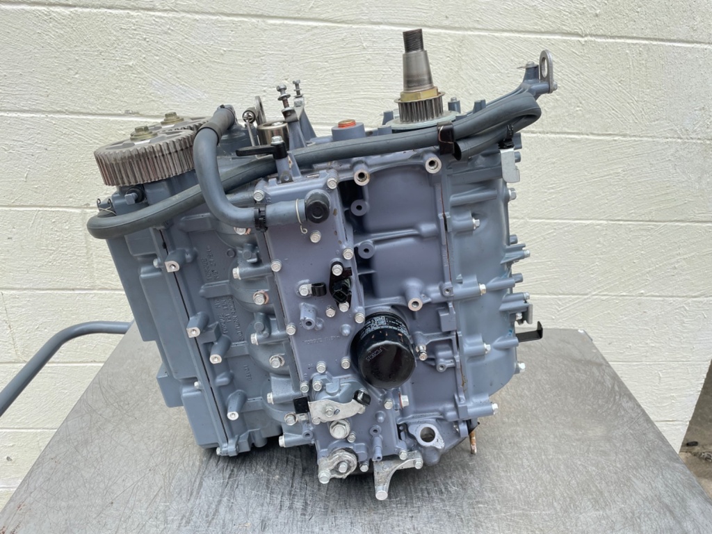 2006 Yamaha 115 HP 4 Stroke Outboard Powerhead 68V-W009B-07-1S OEM