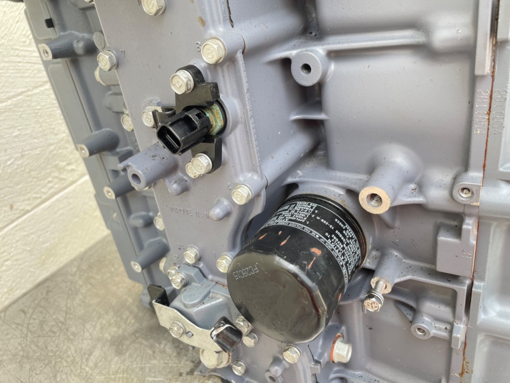 2006 Yamaha 115 HP 4 Stroke Outboard Powerhead 68V-W009B-07-1S OEM