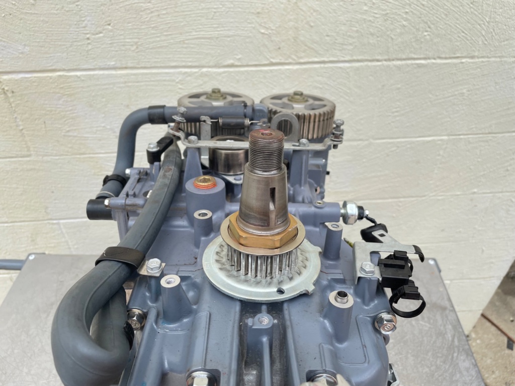 2006 Yamaha 115 HP 4 Stroke Outboard Powerhead 68V-W009B-07-1S OEM