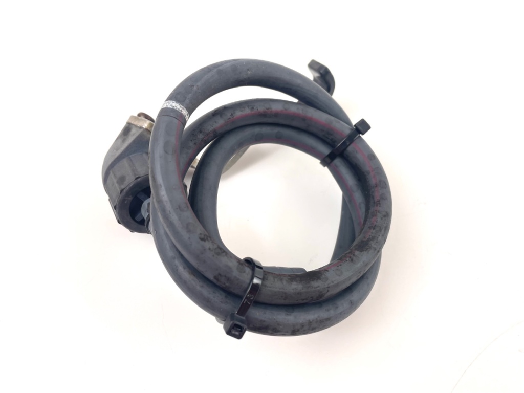 2006 Yamaha 115 HP 4 Stroke Outboard Fresh Water Flush Port 67F-12535-01-00 OEM