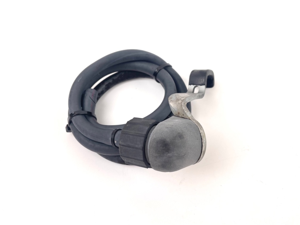 2006 Yamaha 115 HP 4 Stroke Outboard Fresh Water Flush Port 67F-12535-01-00 OEM