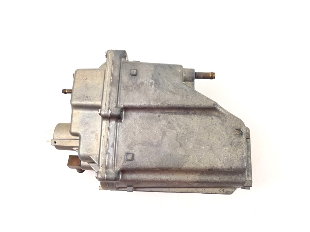 2007 Yamaha 115HP 4 Stroke Outboard VST Float Chamber Assembly 68V-14180-02-00