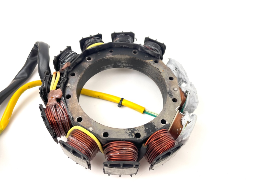 2001 Mercury 200 HP 2 Stroke Stator Assembly 858404T3 OEM Outboard