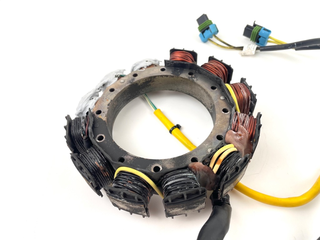 2001 Mercury 200 HP 2 Stroke Stator Assembly 858404T3 OEM Outboard