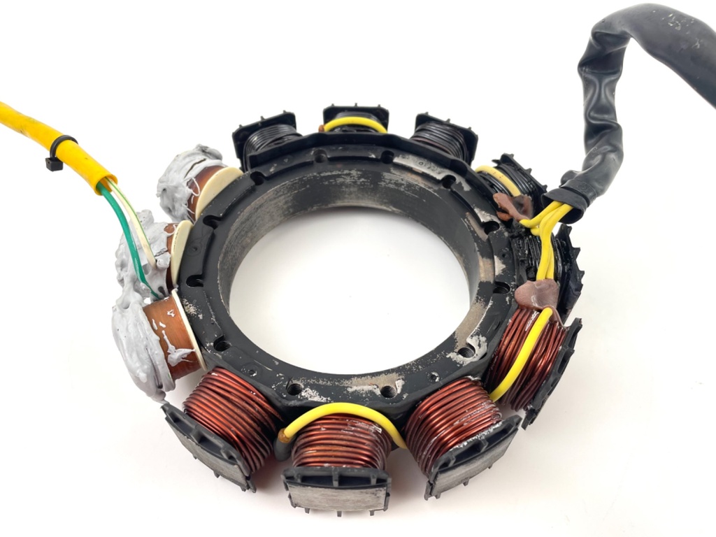 2001 Mercury 200 HP 2 Stroke Stator Assembly 858404T3 OEM Outboard