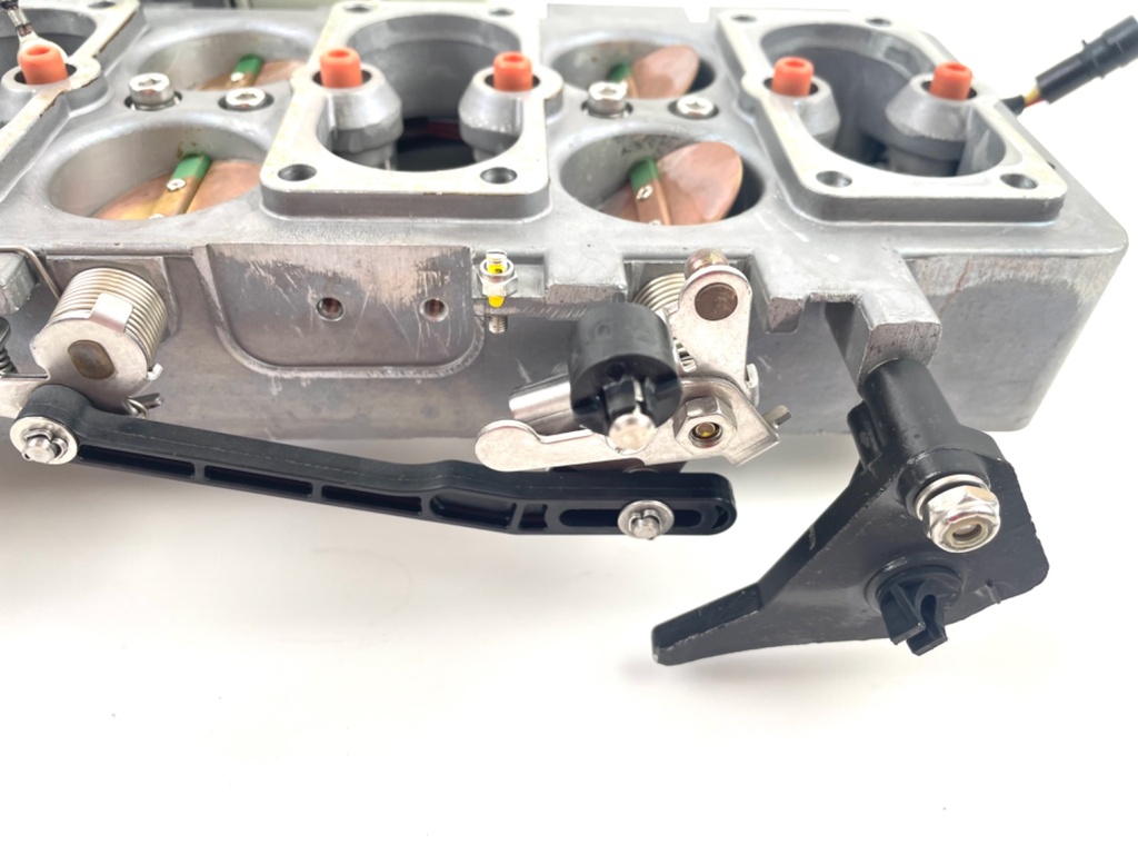 2001 Mercury 200 HP 2 Stroke EFI Fuel Management System 14817A31 OEM Outboard