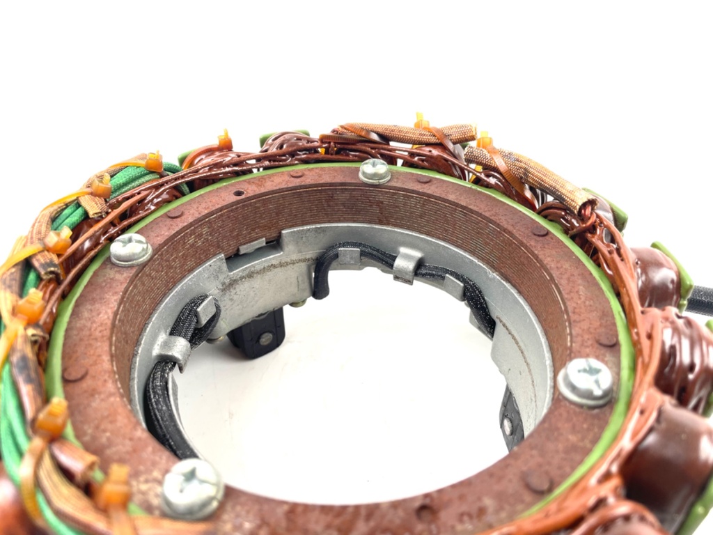 2003 Yamaha 225 HP 4 Stroke Coil Pulser Base Stator Assembly 69J-81460-01-00 OEM