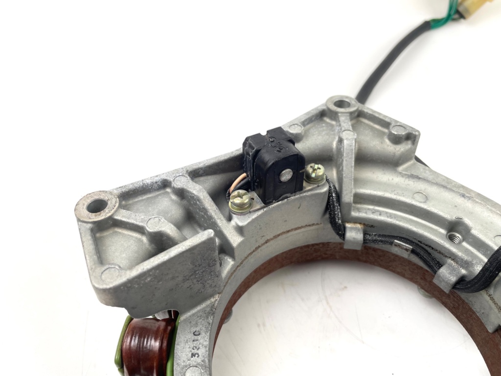 2003 Yamaha 225 HP 4 Stroke Coil Pulser Base Stator Assembly 69J-81460-01-00 OEM