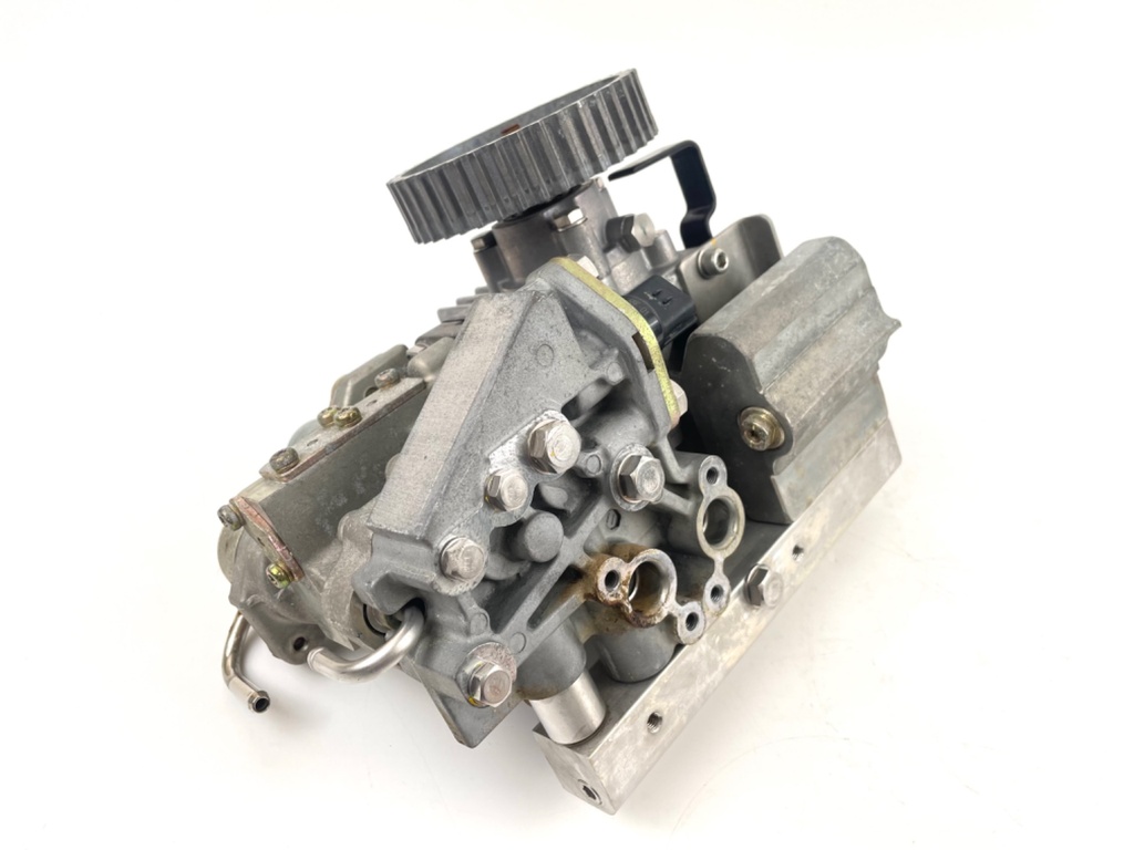 2003 Yamaha 150 HP 2 Stroke HPDI Fuel Injection Pump 68F-12170-01-00 - Parts