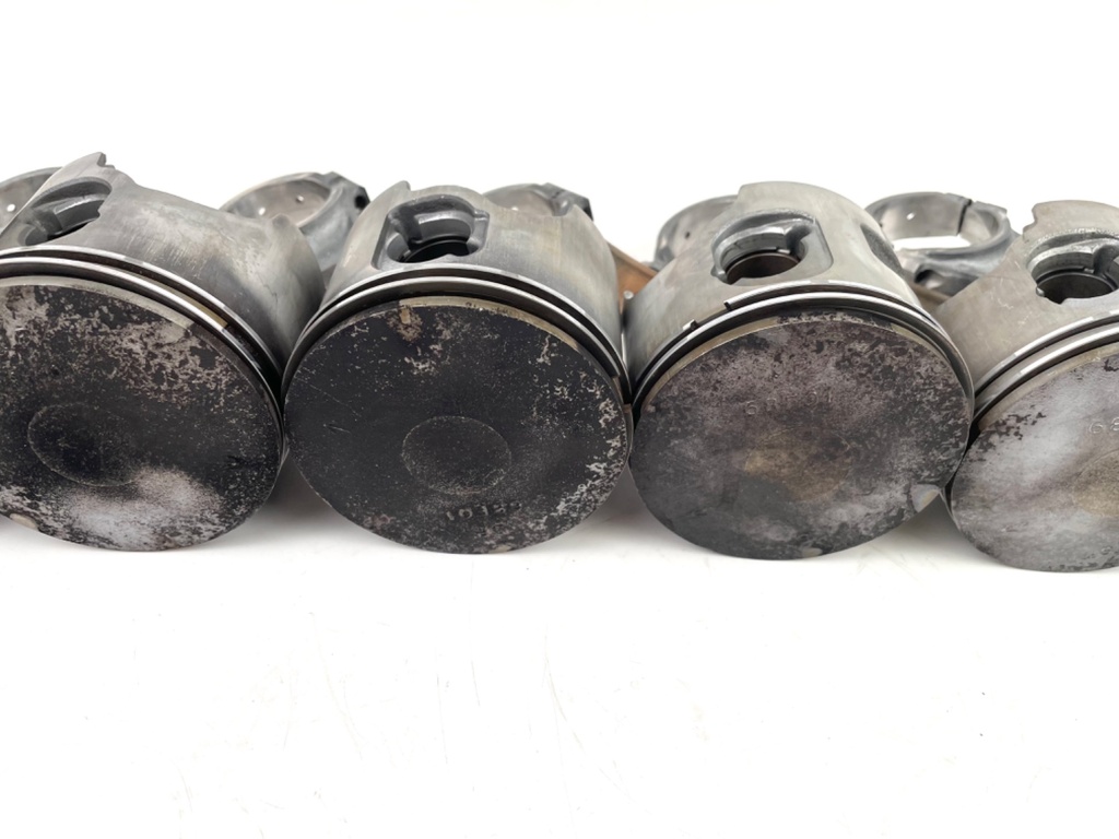 2003 Yamaha 150 HP VZ150 2 Stroke HPDI Piston W/ Connecting Rod Set