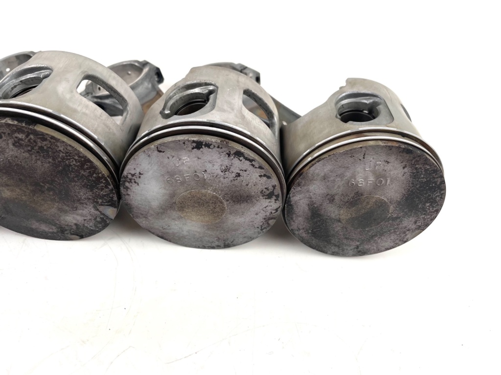 2003 Yamaha 150 HP VZ150 2 Stroke HPDI Piston W/ Connecting Rod Set