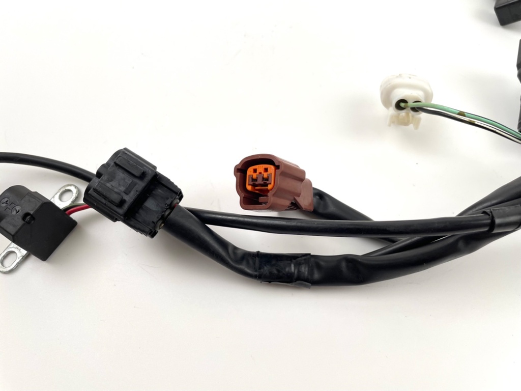 2001 Suzuki 90 HP 4 Stroke Outboard Engine Wire Harness 36610-90J00 OEM