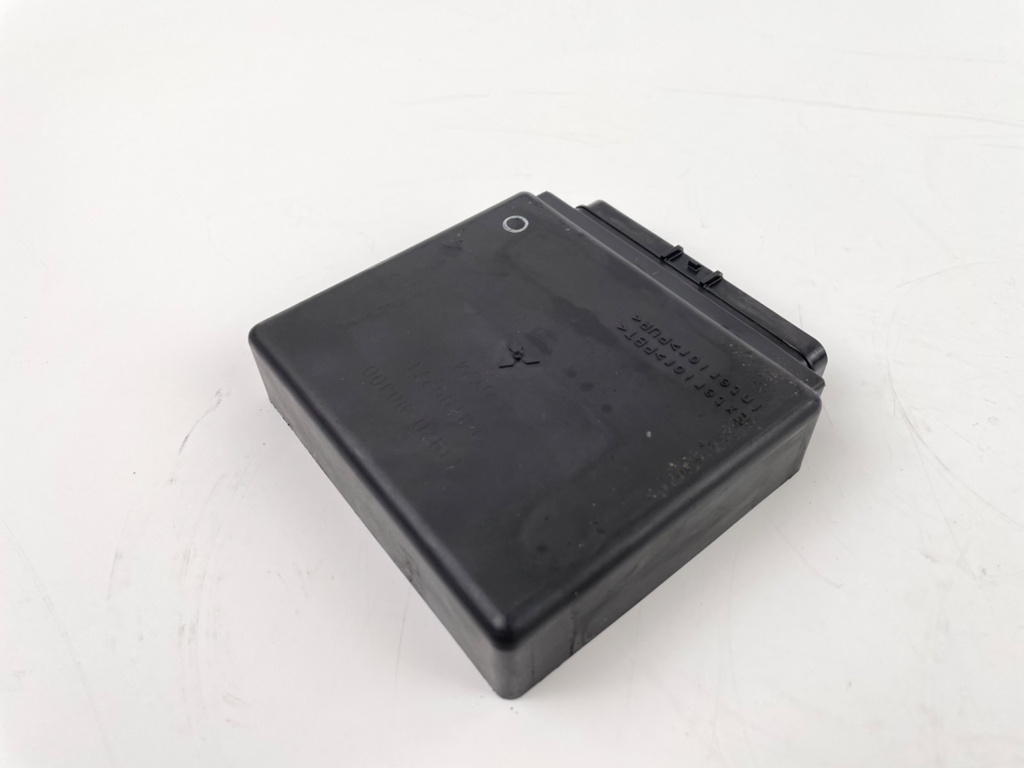 2001 Suzuki 90 HP 4 Stroke Outboard Engine Control Unit ECU 33920-90J94 448 Hours