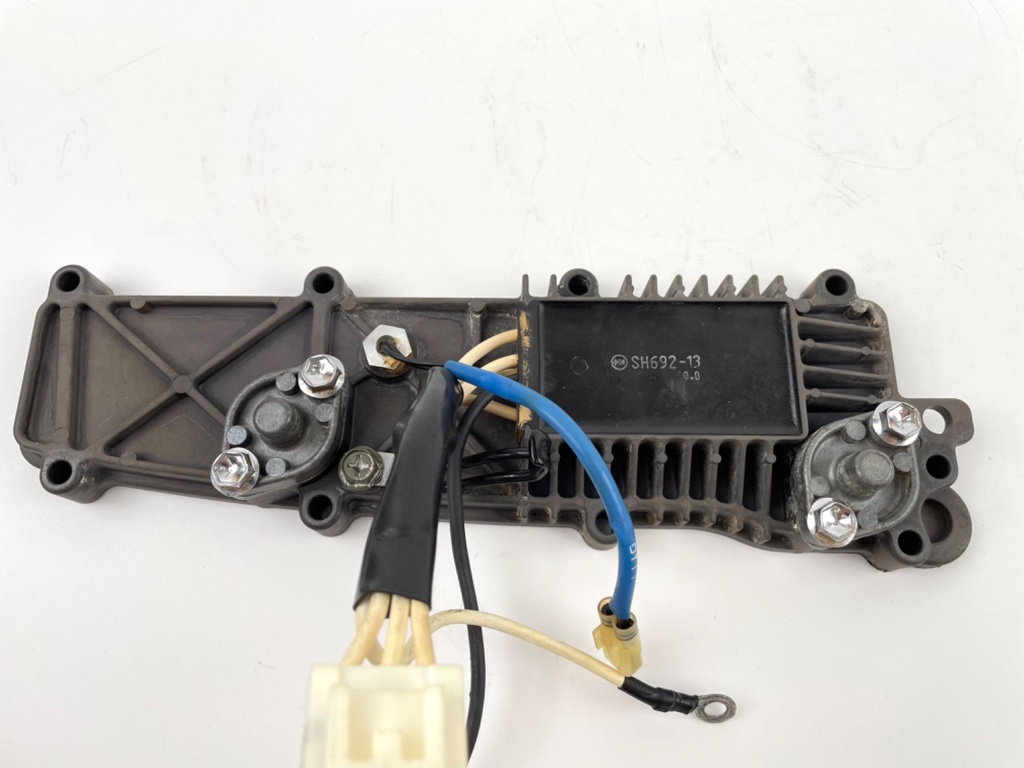 2001 Suzuki 90 115 140 HP 4 Stroke Outboard Rectifier & Regulator 32800-90J00 OEM
