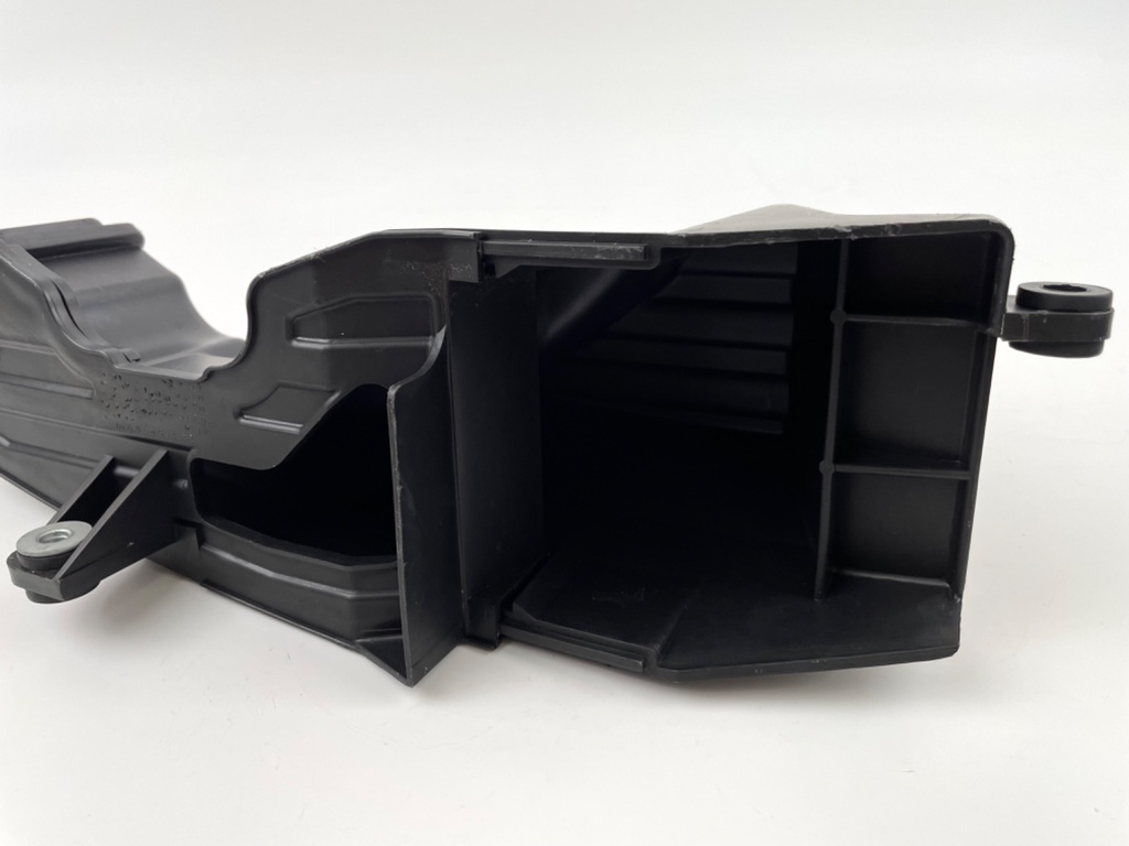 2008 Suzuki 90 HP 4 Stroke Outboard Intake Air Silencer Assembly 13810-90J00 OEM