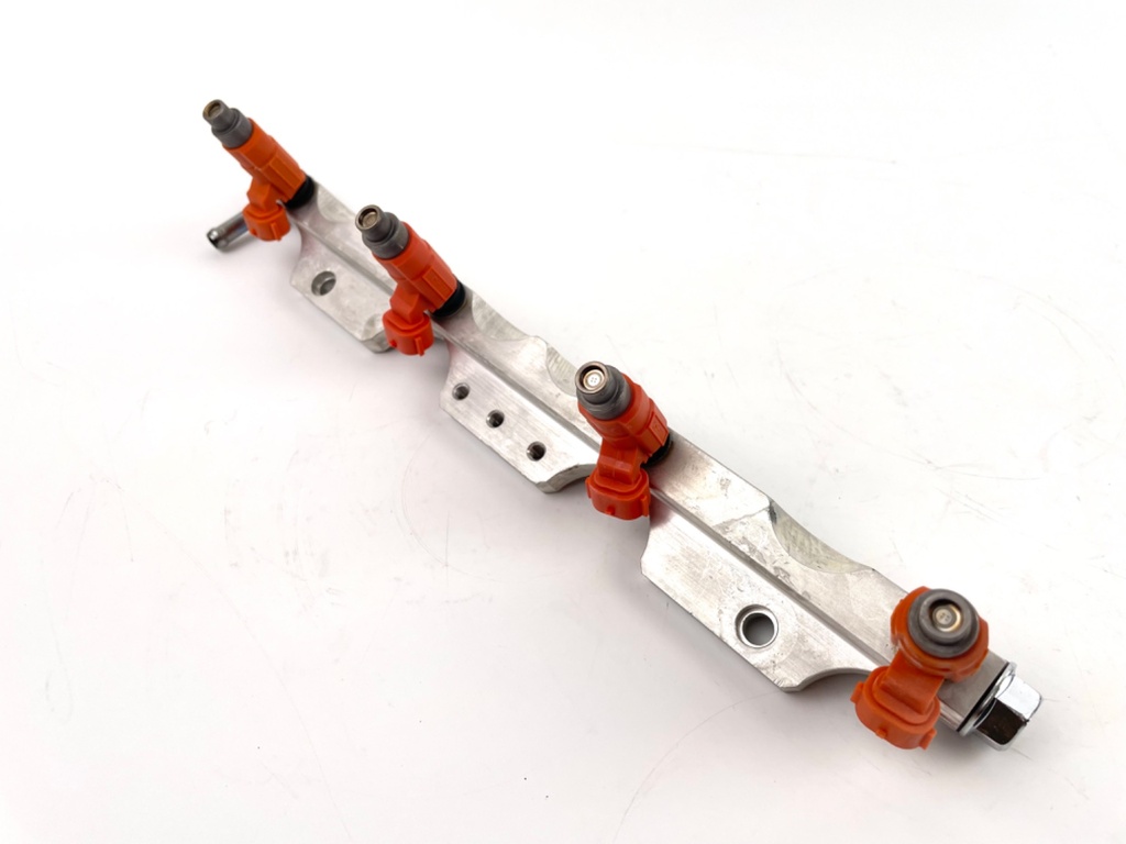 2008 Suzuki 90 HP 4 Stroke Outboard Fuel Injector Set W/ Rail 15710-65D00 OEM