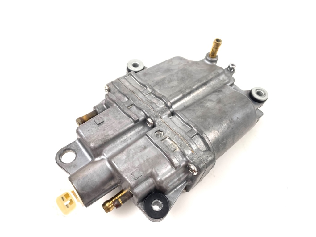Suzuki DF 90 100 115 140 HP Outboard VST Fuel Vapor Separator 15600-90J00