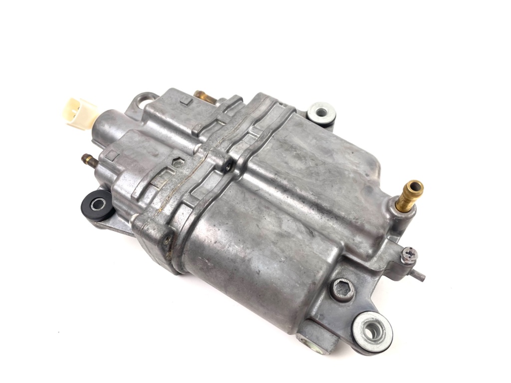 Suzuki DF 90 100 115 140 HP Outboard VST Fuel Vapor Separator 15600-90J00