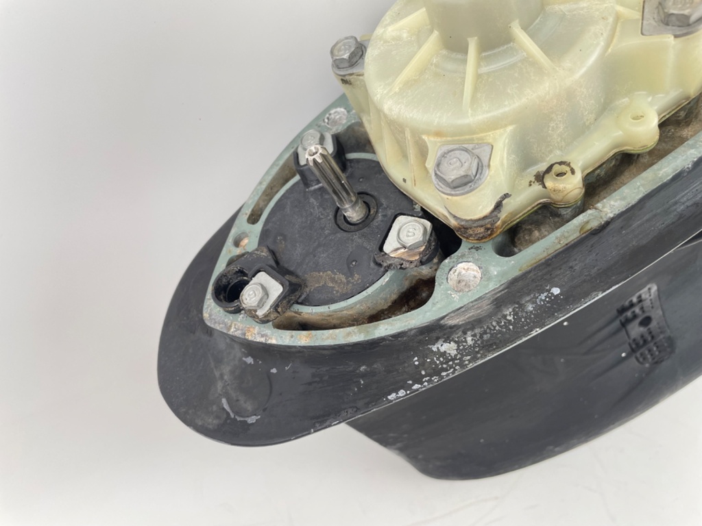 69J-45300-21-8D Yamaha 200 225 HP 25" XL Lower Unit Gear Case RH 2002-2015