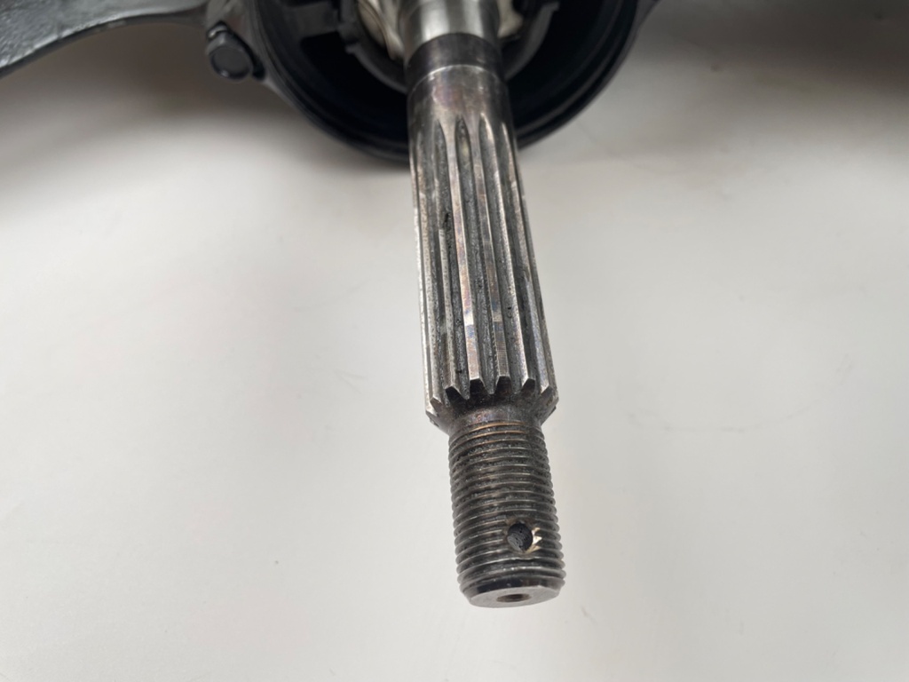 01-11 Suzuki DF 90 100 115 HP 4 Stroke Outboard 25" Lower Unit Gear Case Assembly