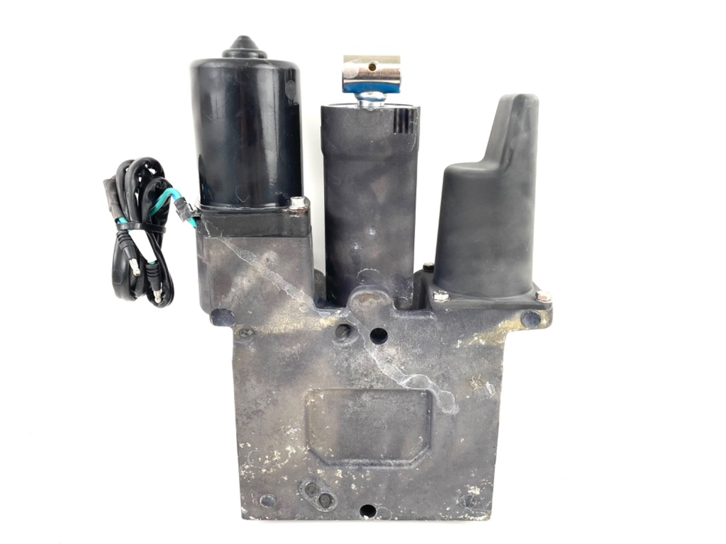 2001 Mercury 200 HP 2 Stroke Power Trim Tilt Unit 8M0168222 OEM Outboard