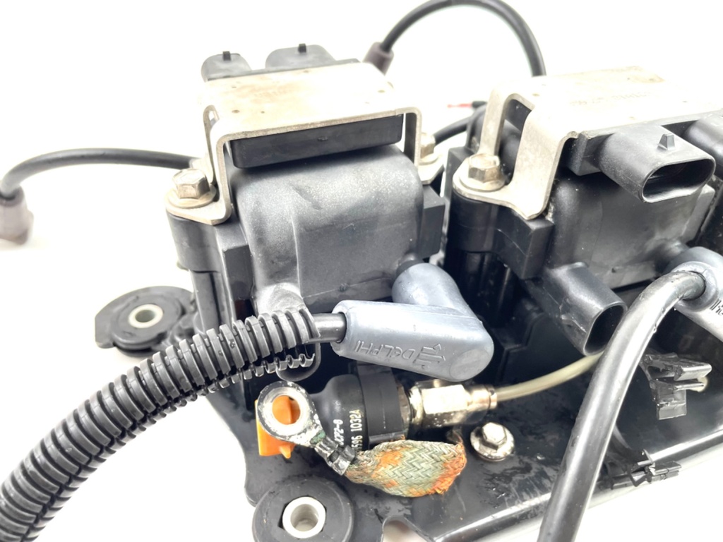 2001 Mercury 150 HP 2 Stroke Optimax Ignition Coil Set 856991A1 OEM