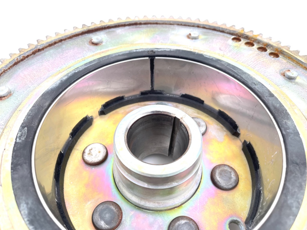 2006 Yamaha 115 HP 4 Stroke Outboard Flywheel Rotor 68V-81450-00-00 OEM