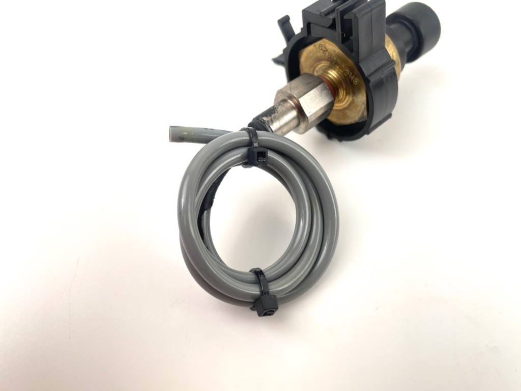 2015 Mercury 250 HP 2 Stroke Outboard Water Pressure Sensor 881879011 OEM