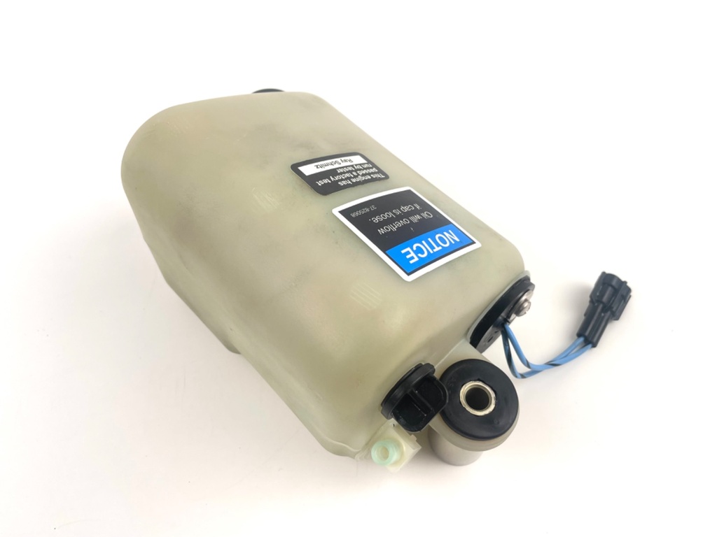 2015 Mercury 250 HP 2 Stroke Outboard Oil Tank 884525T1 OEM