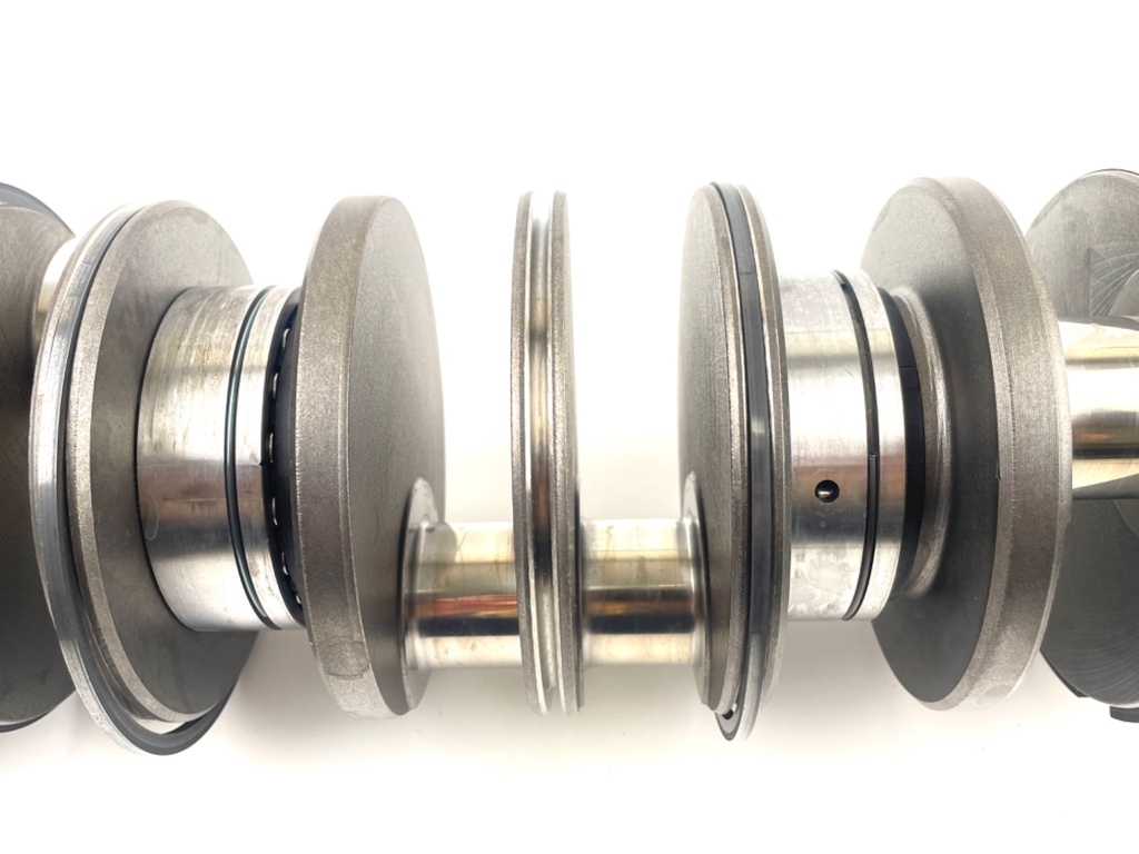 2015 Mercury 250 HP ProXS 2 Stroke Outboard 3.0L Crankshaft 842753A02 OEM