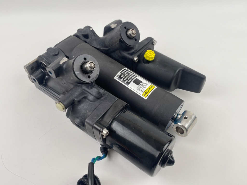 2015 Mercury 250 HP 2 Stroke Outboard Power Trim Tilt Unit 855998A10 OEM