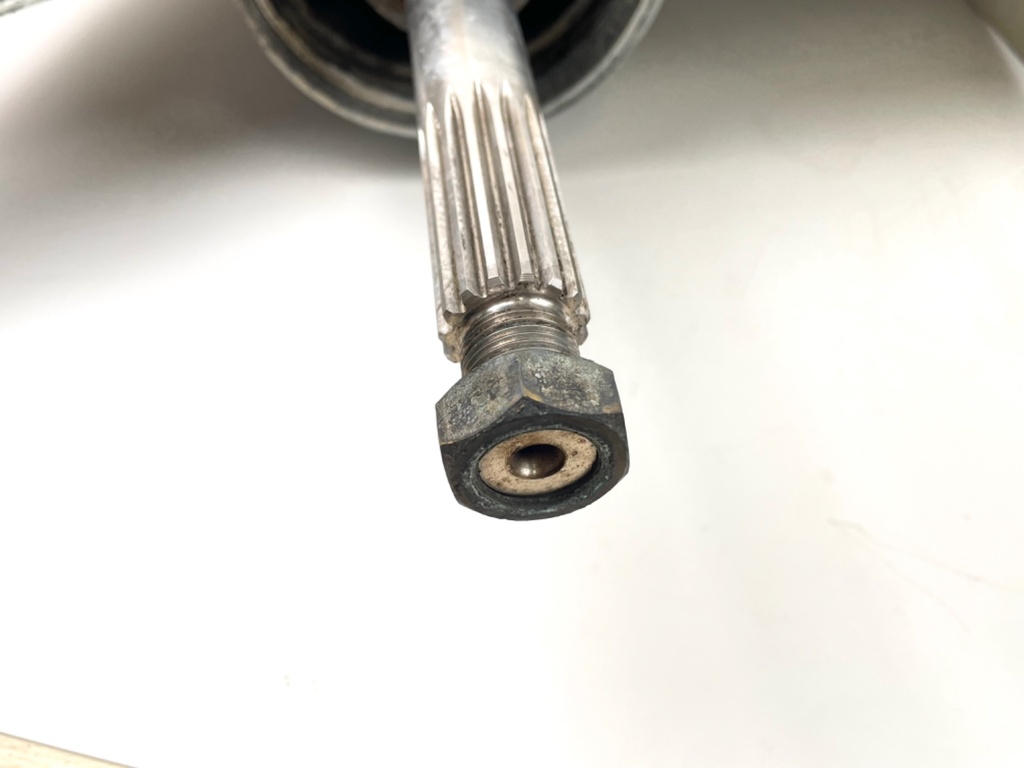 2000 Johnson 225 HP 2 Stroke Outboard 25" XL Lower Unit Gear Case 5009308