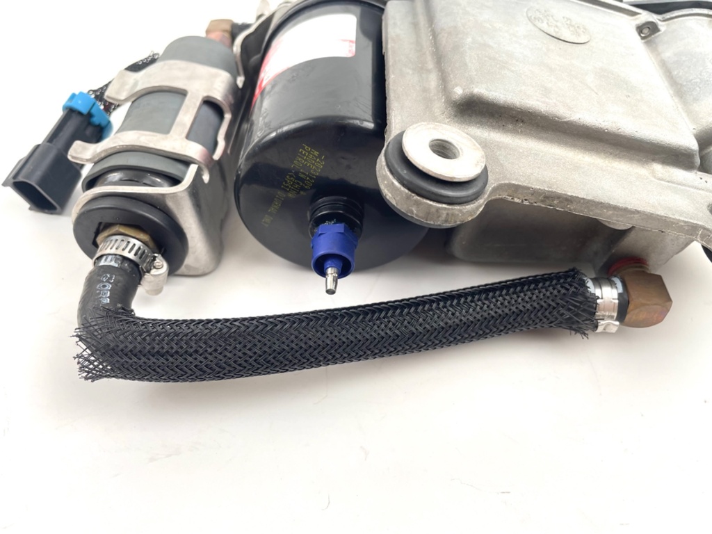 2001 Mercury 225 HP 2 Stroke Outboard Vapor Separator Tank VST 855432A2 OEM