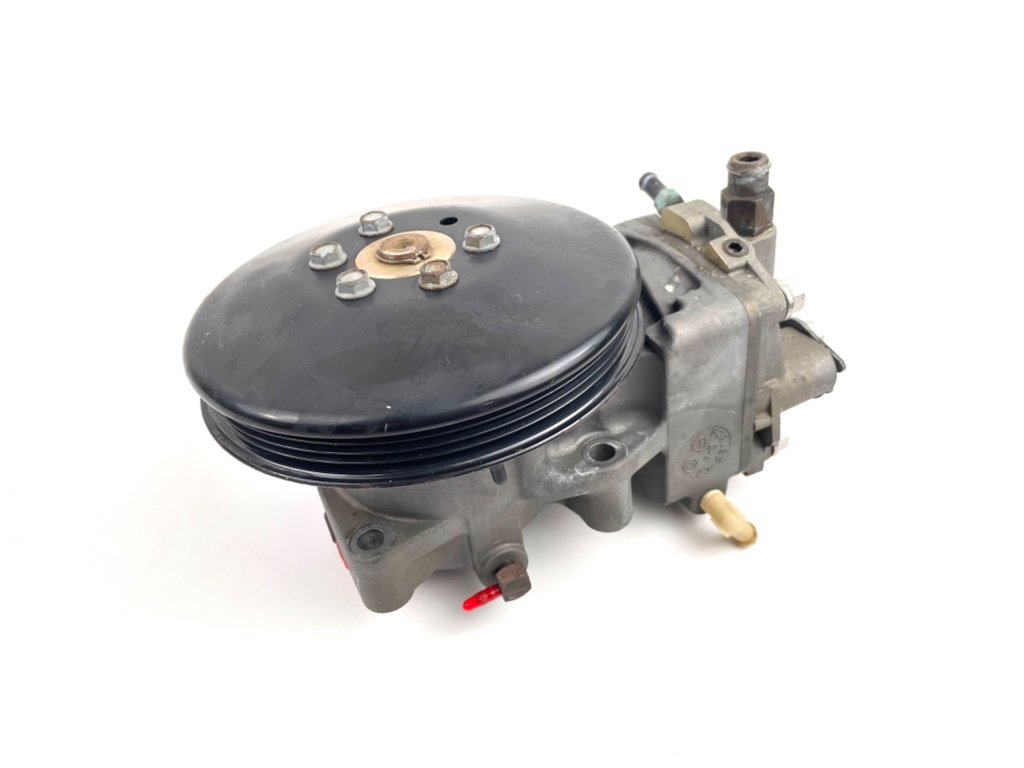 2001 Mercury 225 HP 2 Stroke Outboard Air Compressor Assembly 828123T15 OEM