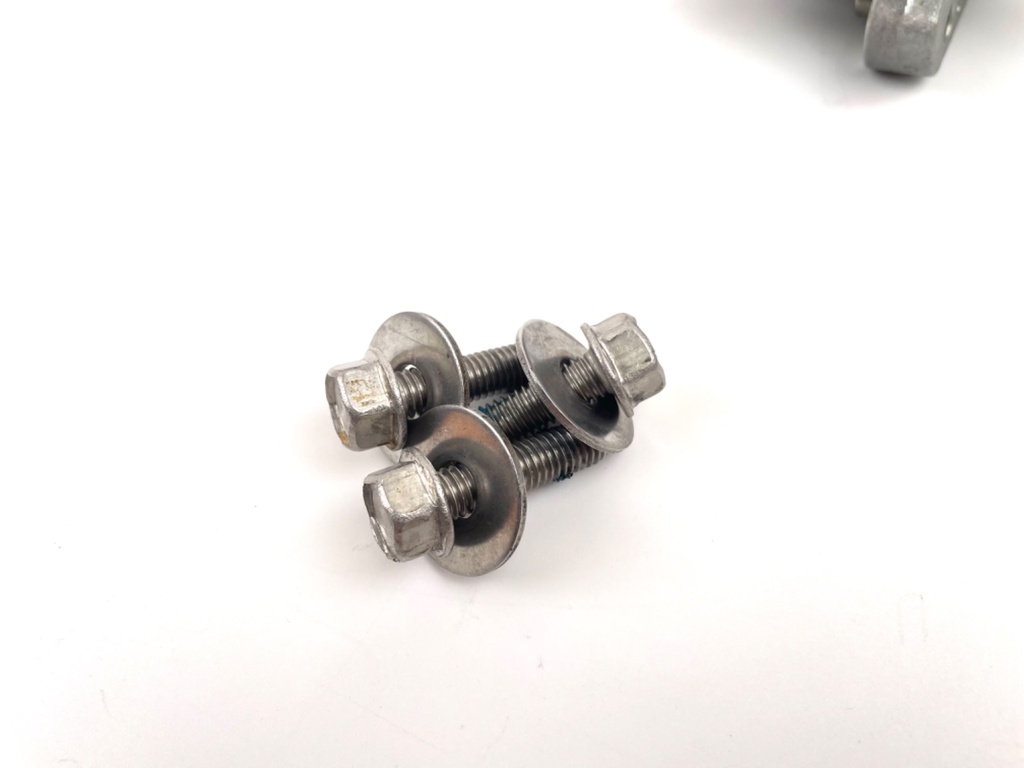 2001 Mercury 225 HP 2 Stroke Outboard Oil Pump 857149T2 OEM