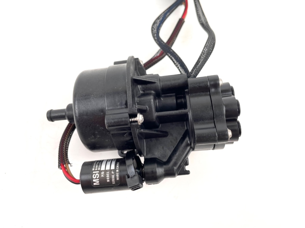 2006 Evinrude 225 HP 2 Stroke Outboard Oil Pump 5007019 OEM