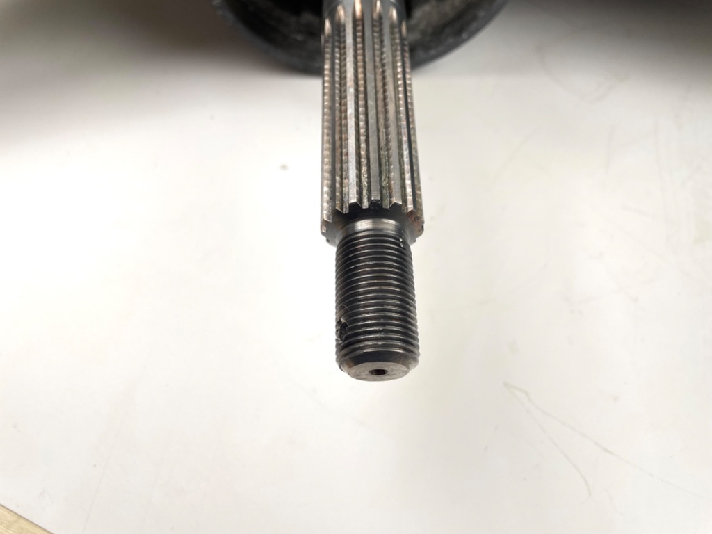 2004 + Yamaha 150HP 4 Stroke 25" Shaft Lower Unit Gear Case 63P-45300-17-8D RH