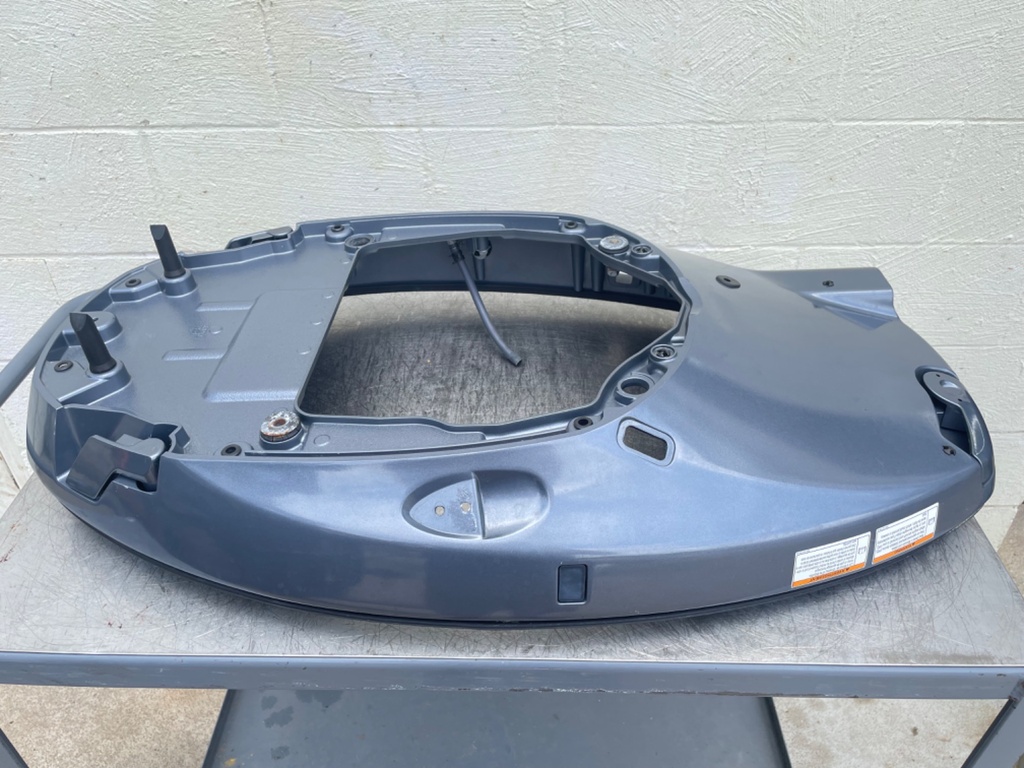 2016 Yamaha 150 HP 4 Stroke Outboard Bottom Cowling Pan 63P-42710-10-8D OEM