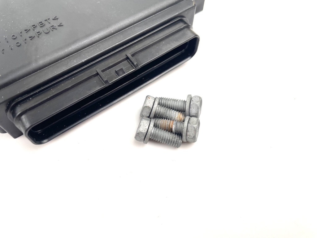 2016 Yamaha 150 HP 4 Stroke Outboard ECU Engine Control Unit 63P-8591A-38-00 OEM