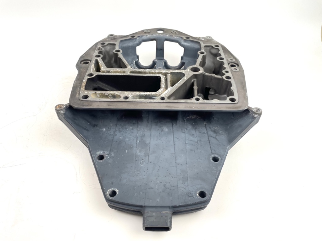 2016 Yamaha 150 HP 4 Stroke Outboard Exhaust Guide 63P-41137-04-CA OEM