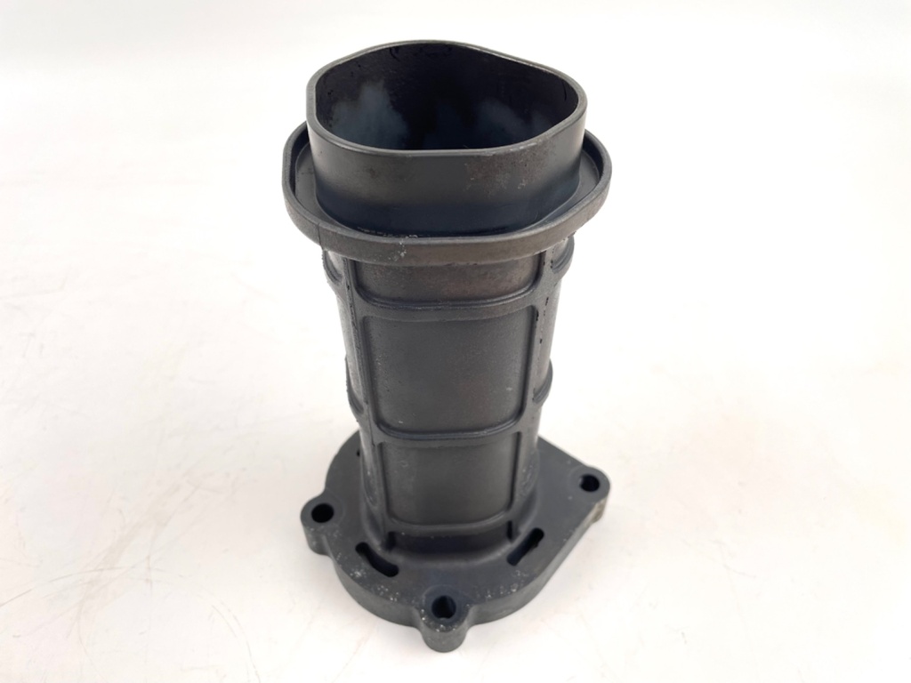 2016 Yamaha 150 HP 4 Stroke Outboard Exhaust Manifold Extension 63P-41131-01-9S