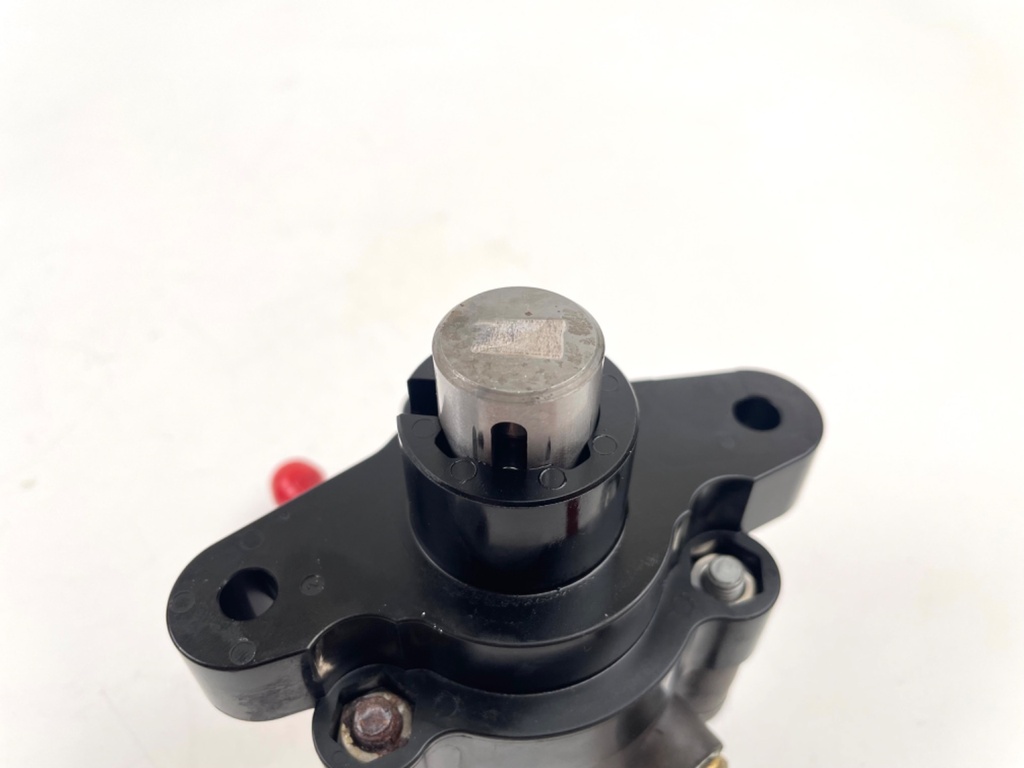 2016 Yamaha 150 HP 4 Stroke Outboard Fuel Pump 63P-24410-20-00 OEM