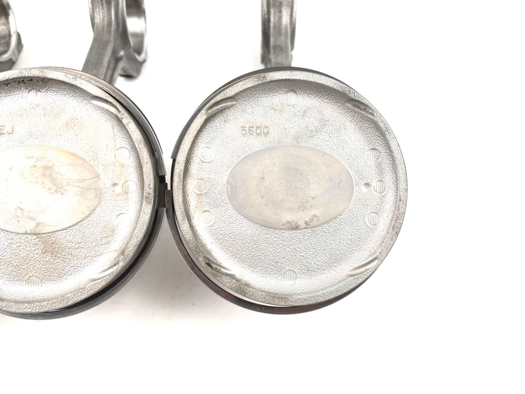 2016 Yamaha 150 HP 4 Stroke Outboard Piston W/ Connecting Rod Set 63P-11631-10-93