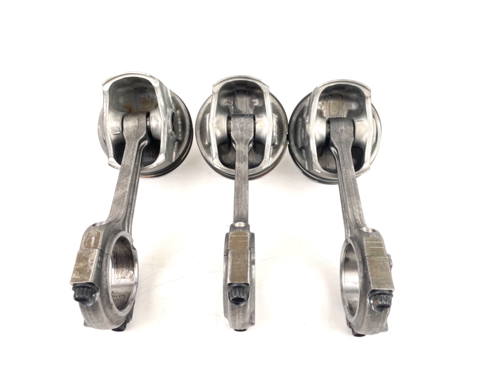 2016 Yamaha 150 HP 4 Stroke Outboard Piston W/ Connecting Rod Set 63P-11631-10-93