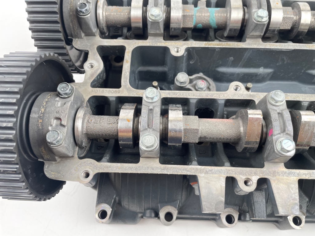 2016 Yamaha 150 HP 4 Stroke Outboard Cylinder Head 63P-W009A-04-9S OEM