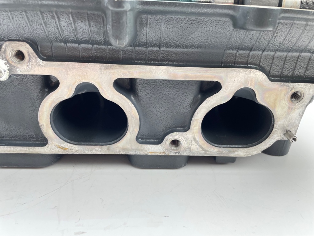 2016 Yamaha 150 HP 4 Stroke Outboard Cylinder Head 63P-W009A-04-9S OEM