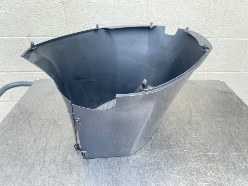 2016 Yamaha 150 HP 4 Stroke Outboard Lower Apron Cover 6DA-42741-10-8D OEM