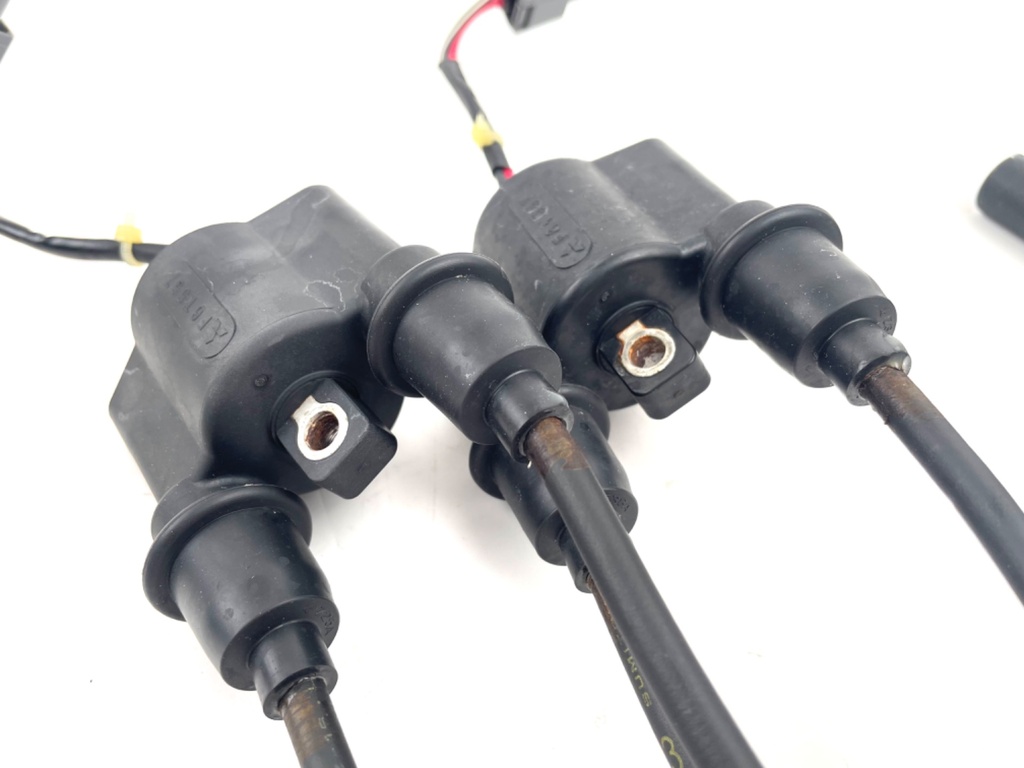 2016 Yamaha 150 HP 4 Stroke Outboard Ignition Coil Set 63P-82310-01-00 OEM